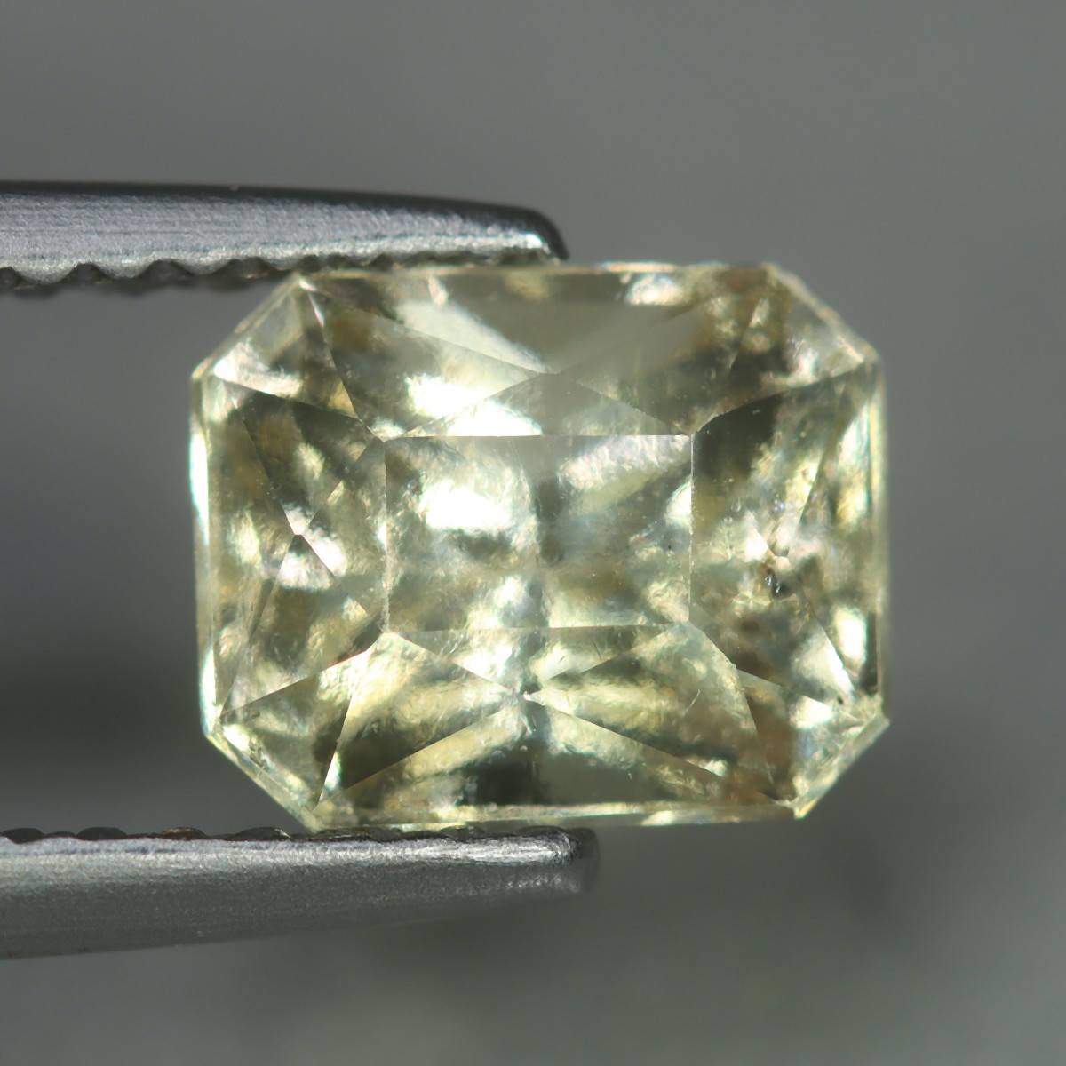 2.00 Cts_Unique Gemstone_100 % Natural Unheated Mint Grossular Garnet_Tanzania