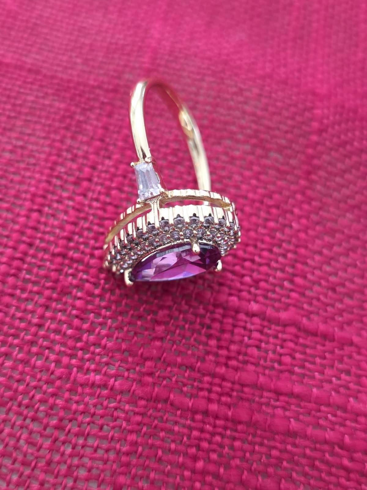 Women’s size 7 lavander purple ring