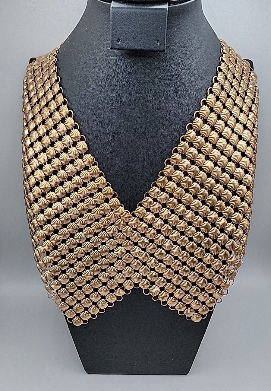 Gold Tone Metal Shell Shaped Mesh Large Bib Shaw Necklace Vtg
