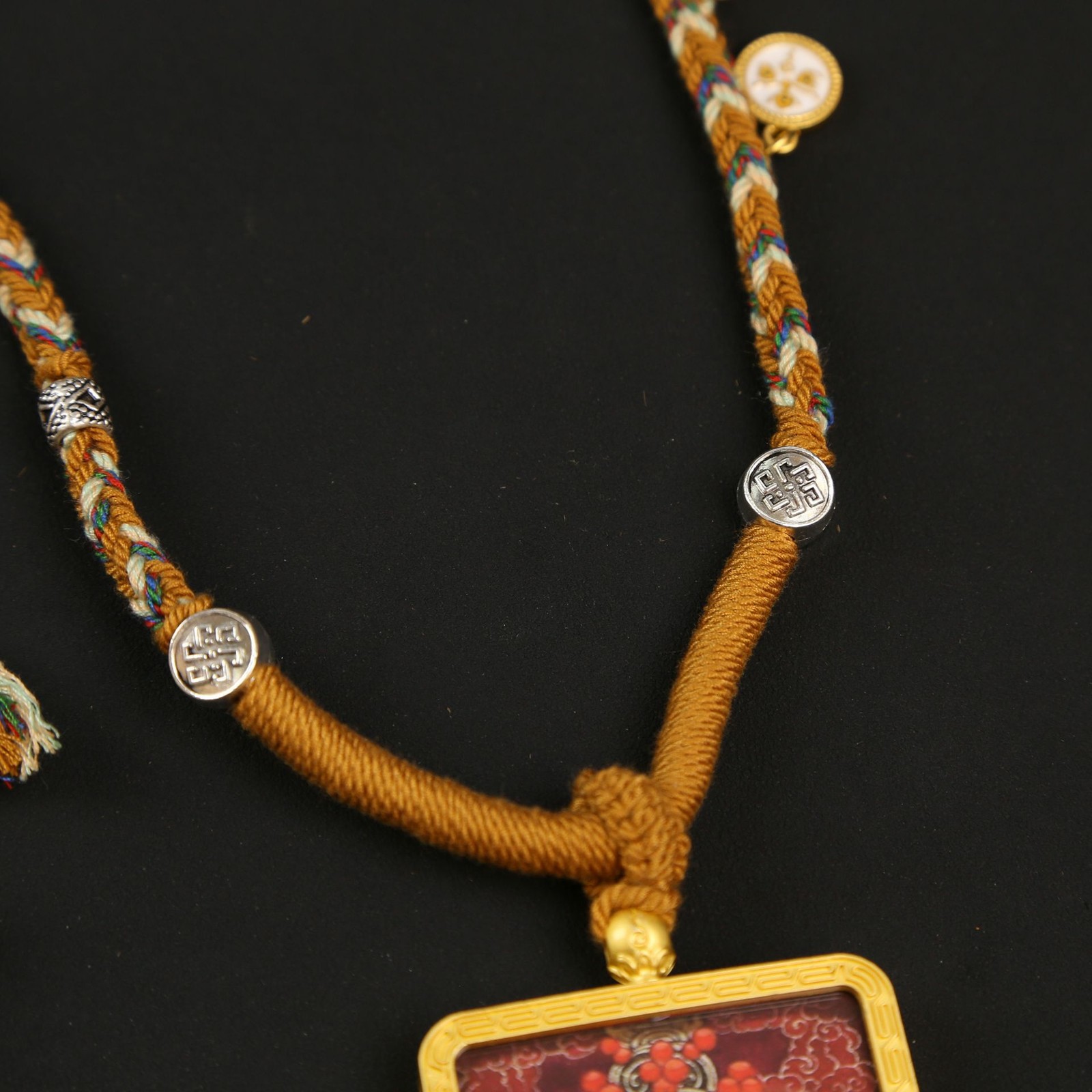 Tibetan Pendant Wuye Thangka Hand-woven Men’s Body Protection Necklace