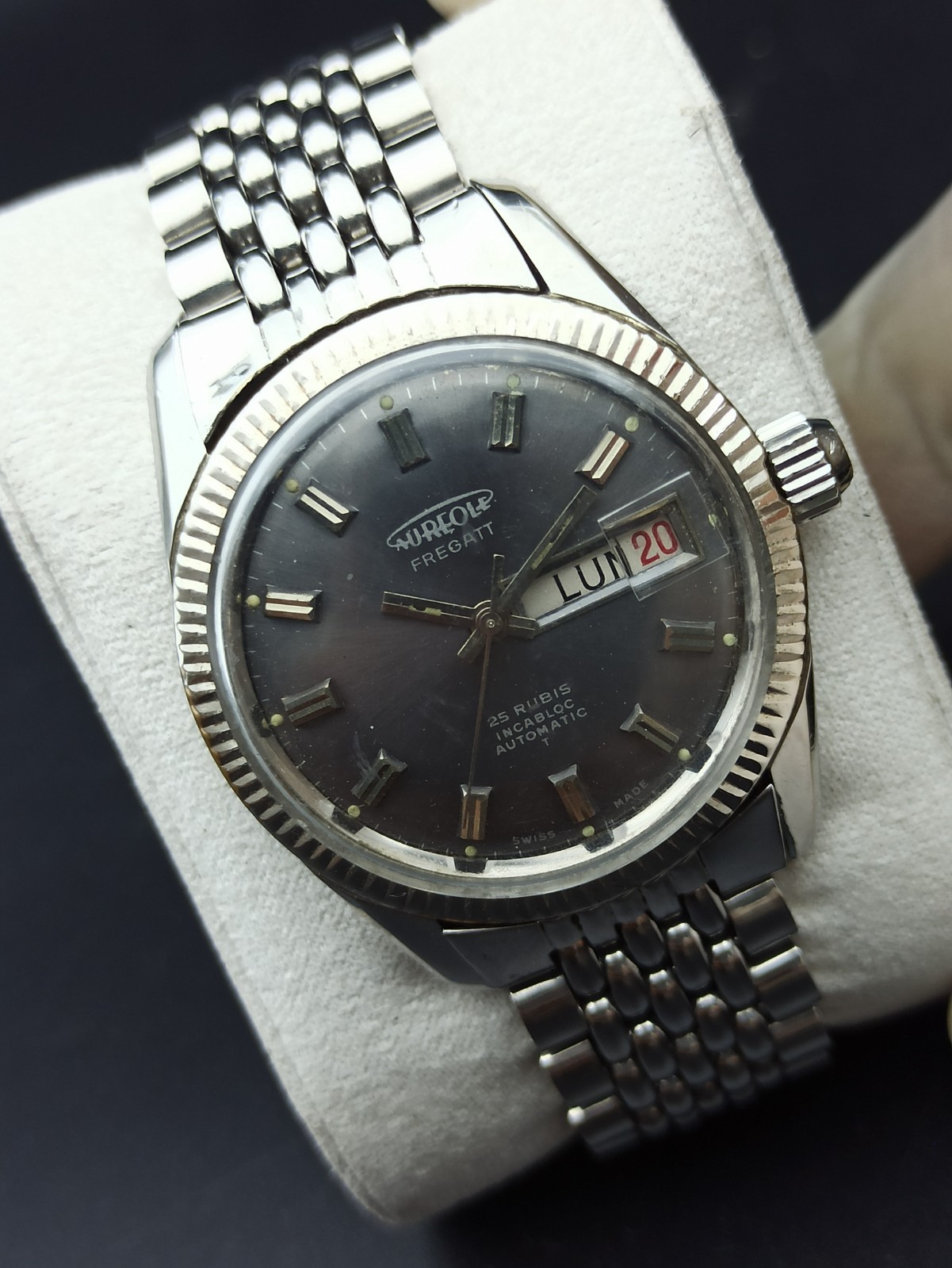 Ultra-Rare AUREOLE FREGATT Automatic Men Watch Automatic 25 Jewels Swiss 1970s