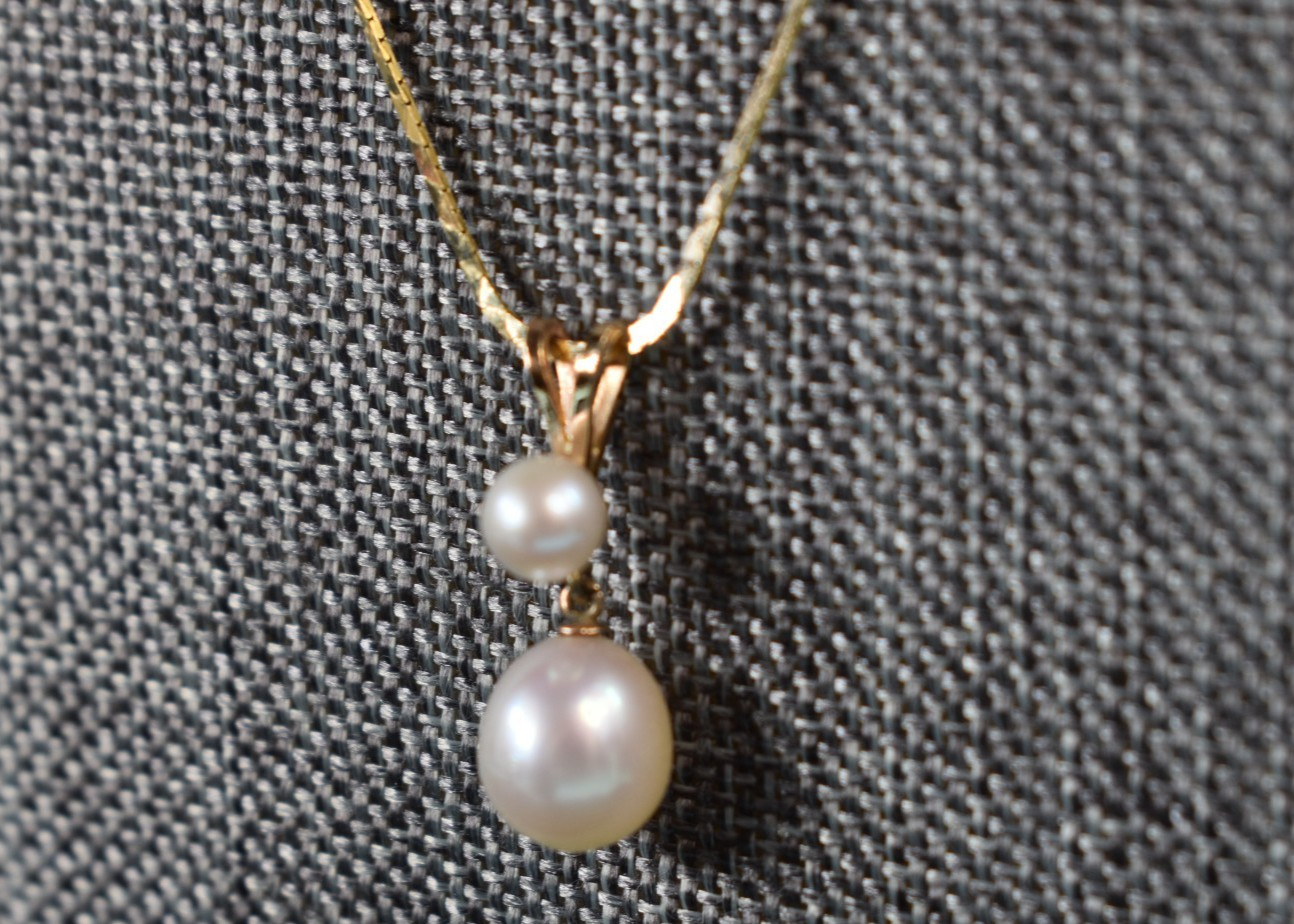Signed OR Italy 14k Gold Drop 2 Pearls 8mm & 5mm Necklace 20″ 3.2g