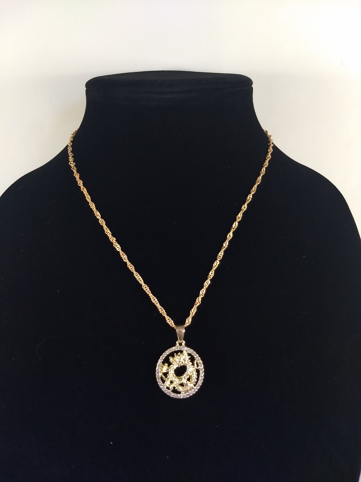 Dragon Pendant Necklace Lot 4 Gold Tone Pendants Chains Modern Rectangle Round