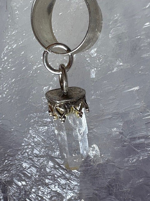 Ear Cuff 925 with Arkansas Clear Quartz Natural Power from Mt. Iada by JKL 616