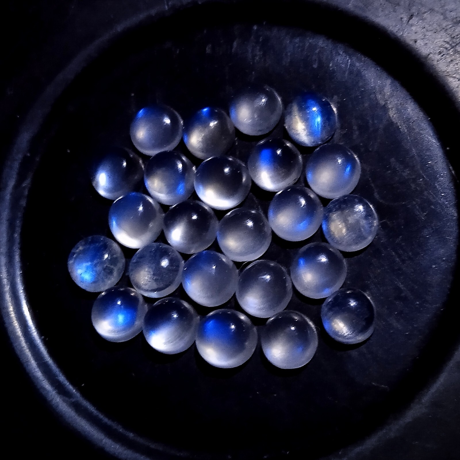 15 Carat 5×5 MM Natural Blue Rainbow Moonstone 24 Piece Lot Round Shape Cabochon