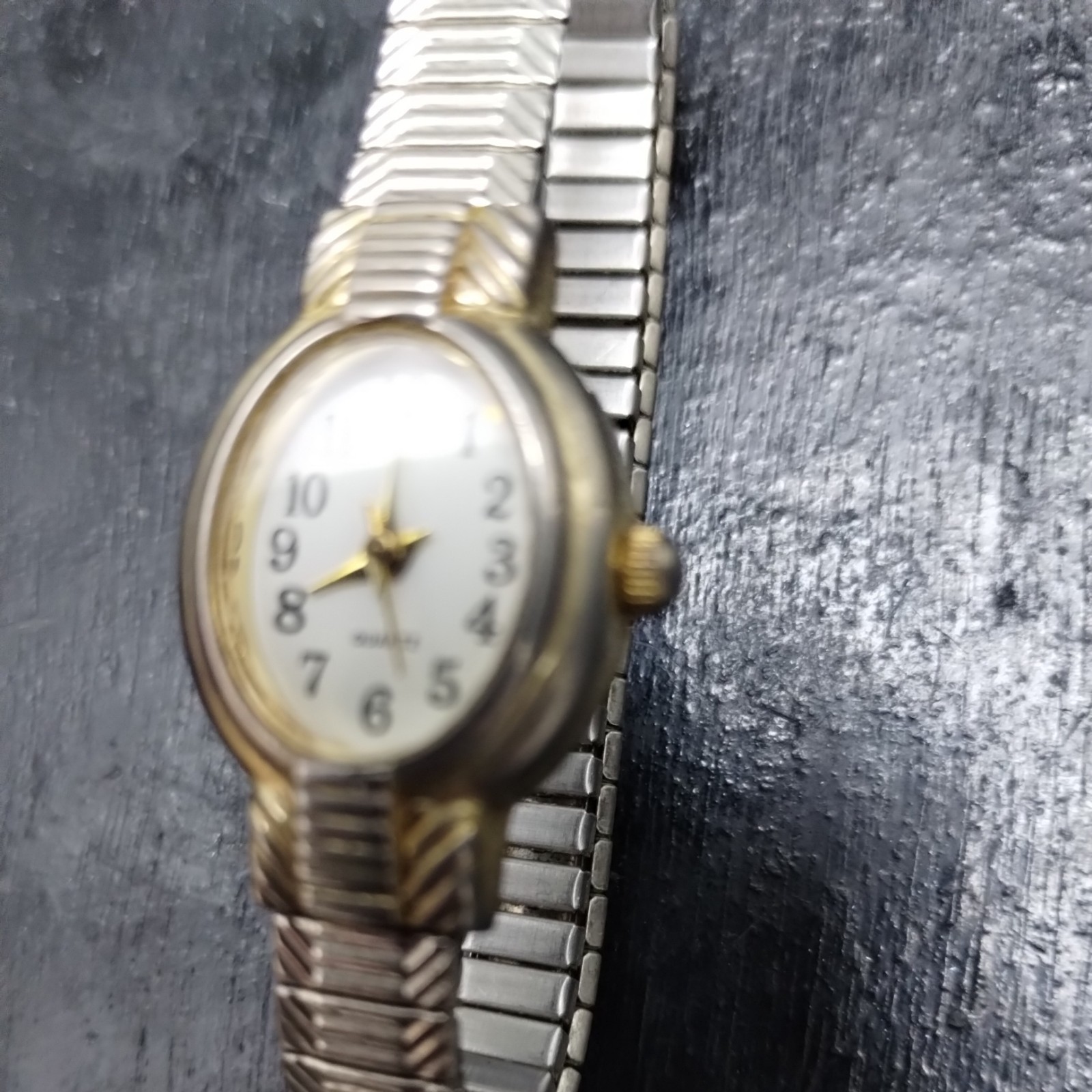 Vintage Woman’s Quartz Watch 515908 v377