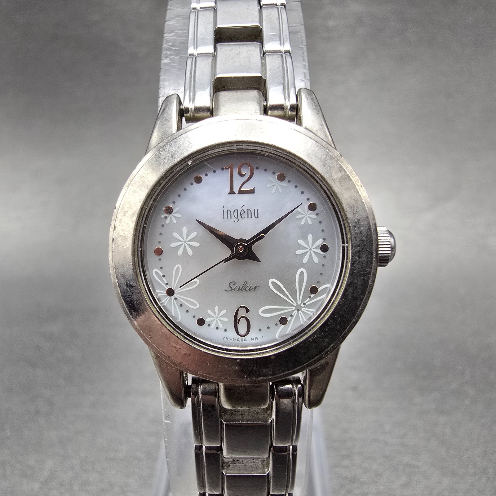 Seiko Alba Ingenu Solar Watch Women 22mm MOP Dial Silver Tone V111-0AJ0 Runs