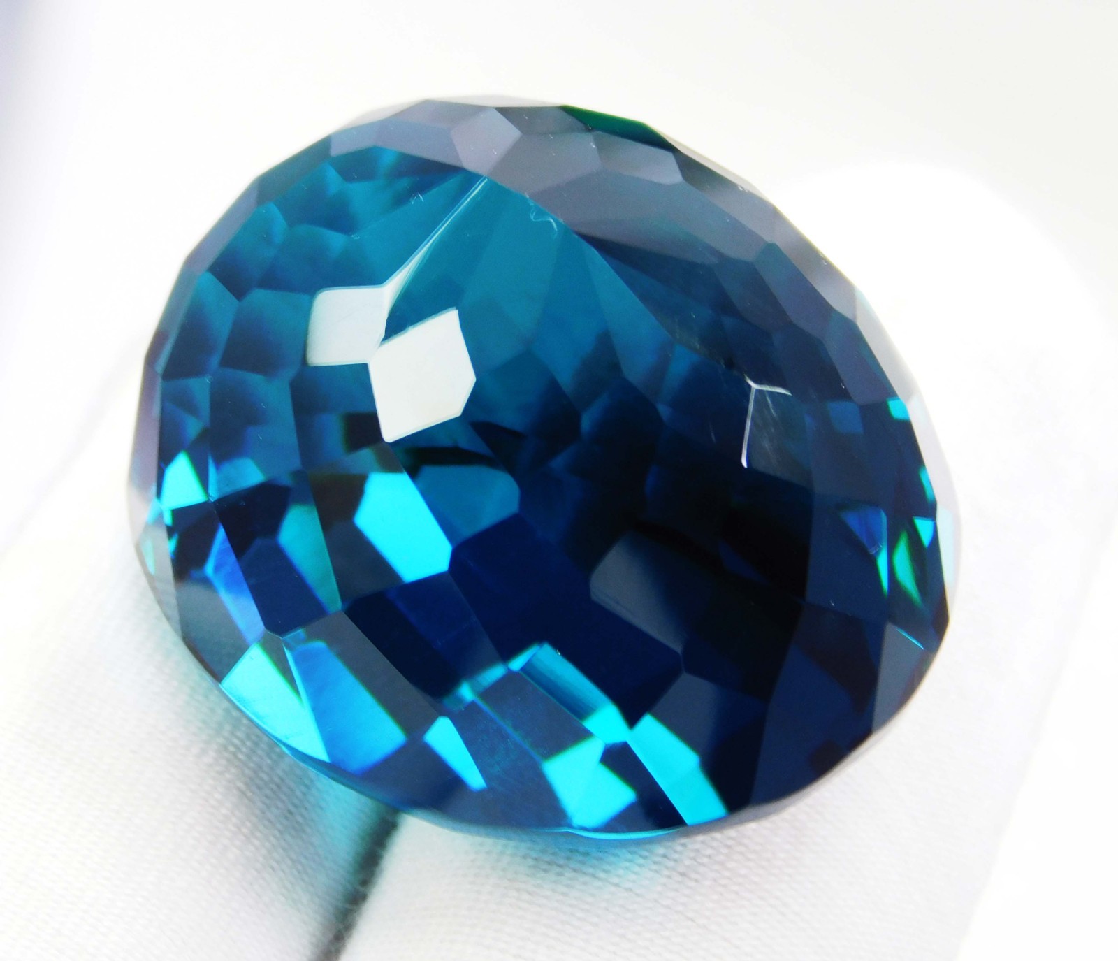 CERTIFIED 128.90 Ct Natural Kenya Blue Tsavorite Garnet Oval Cut Gemstone