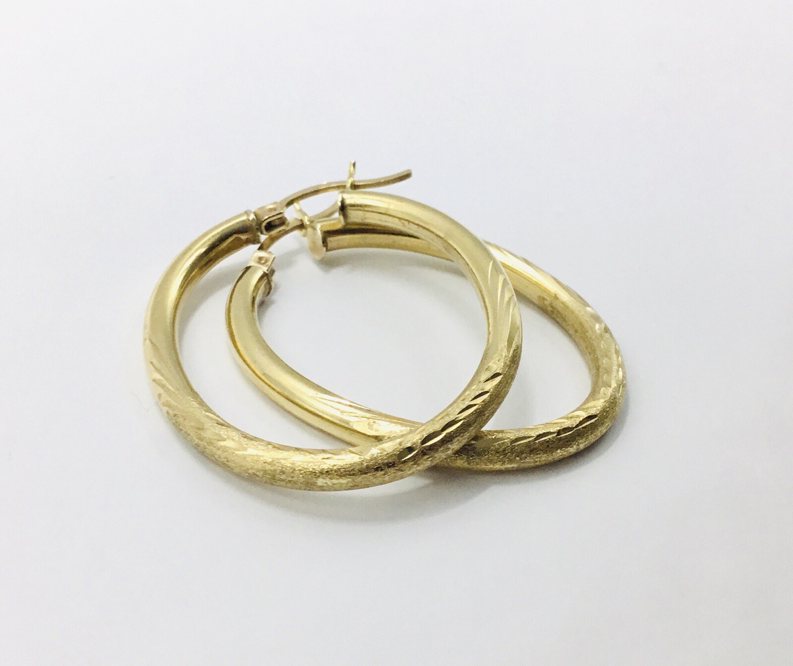 Solid 14k Yellow Gold Hoop Earrings – 2.7g, 3.6cm