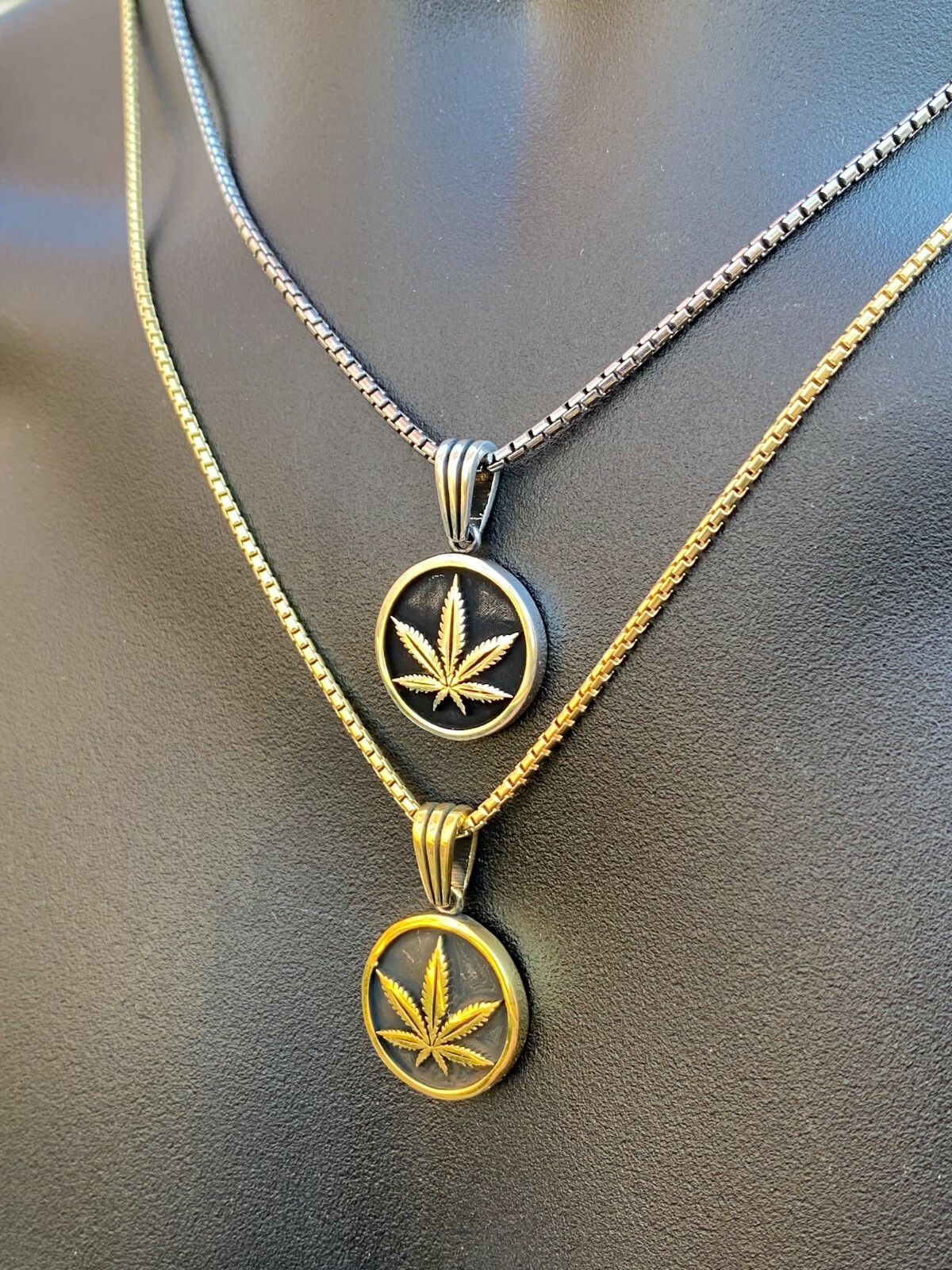 Solid 925 Sterling Silver Marijuana Weed Leaf Pendant Gold Plated Medallion