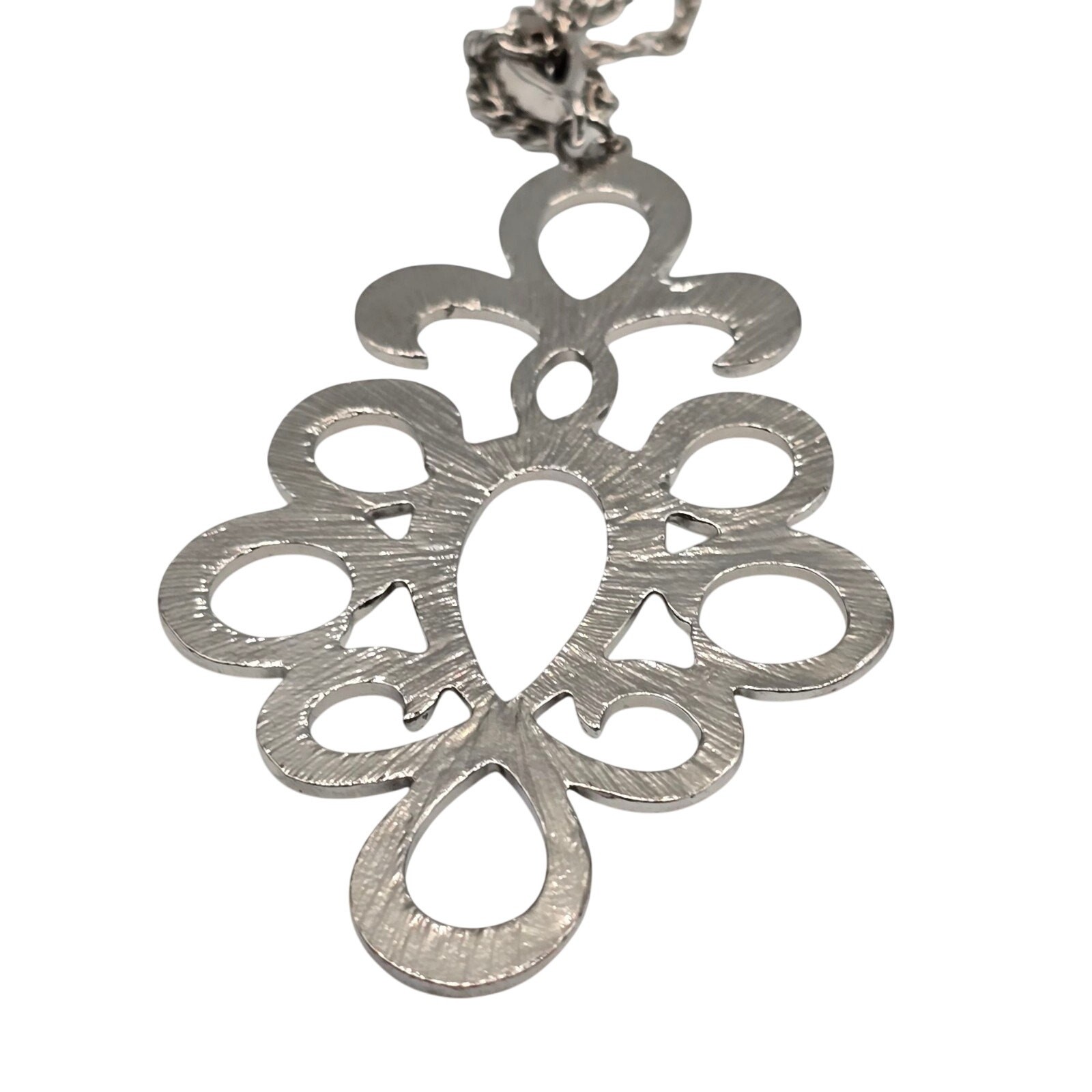Necklace Jessica Simpson Double Chain Ornate Statement Pendant 30″ L SKU 2255