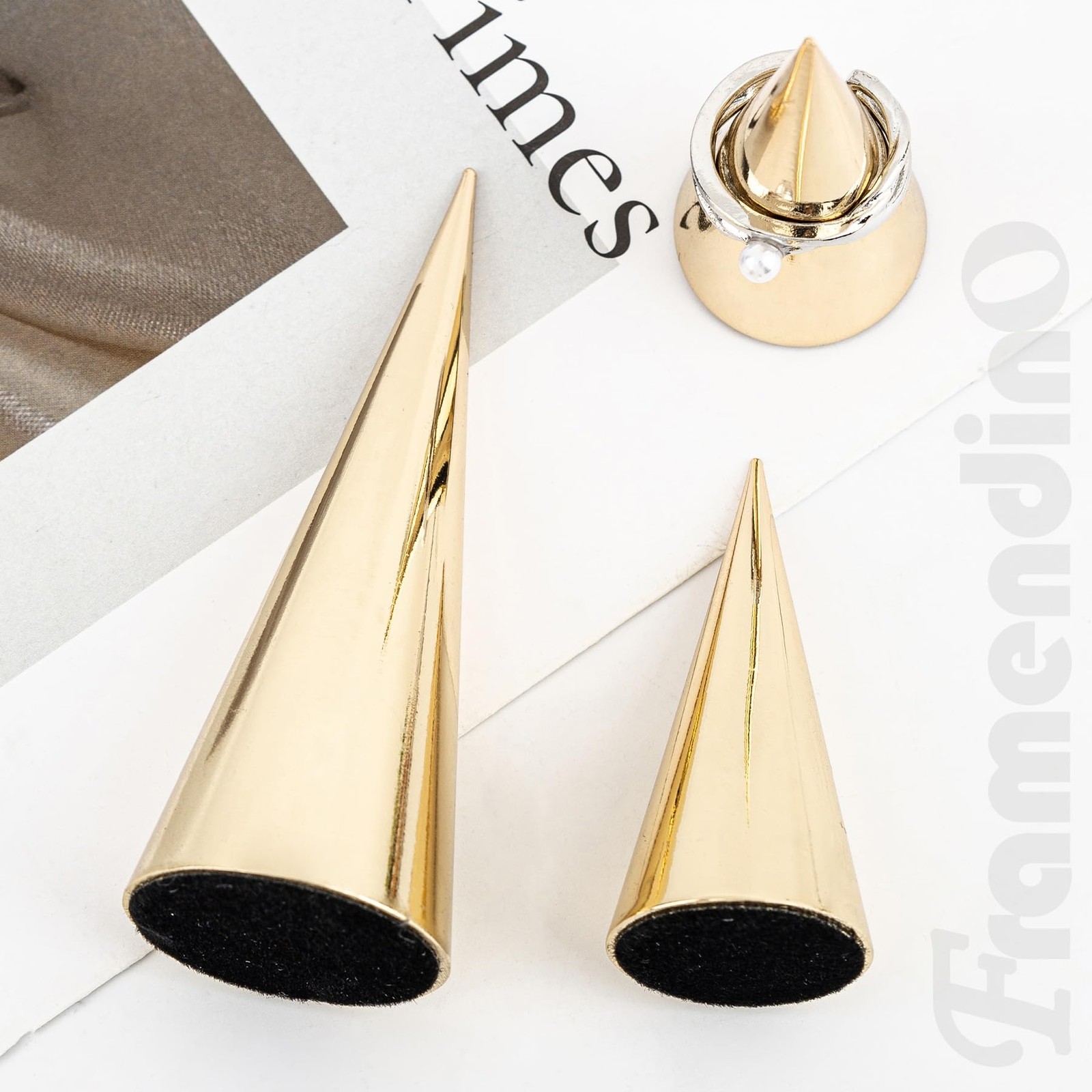 Framendino, 4 Pack 2 Sizes Metal Ring Holder Cone Shape Display Stand for Jew…