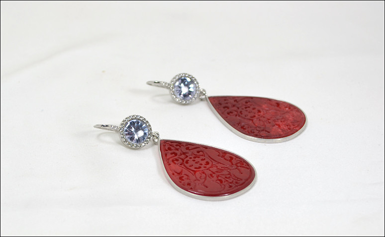 Silver 925 Earrings With Carnelian Pendant And Zircon Blue And White Aght 0401