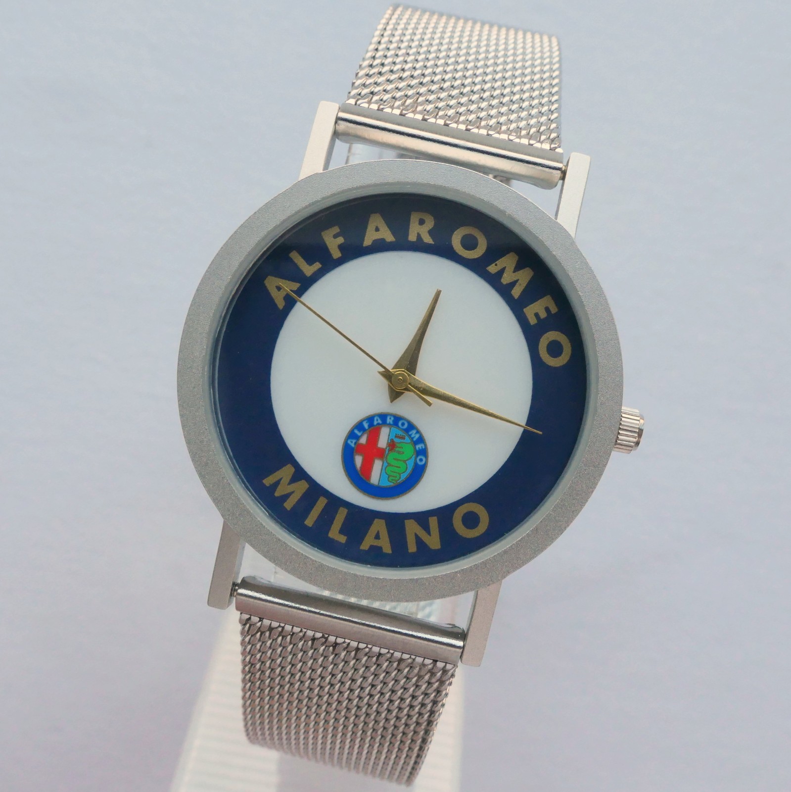 Alfa Romeo Milano Spider Classic Driver Pilot Racing Sport Car Accessory Watch