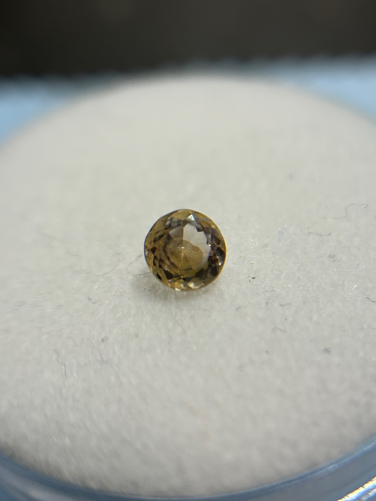 0.65 ct Untreated Oregon Sunstone Bi-color