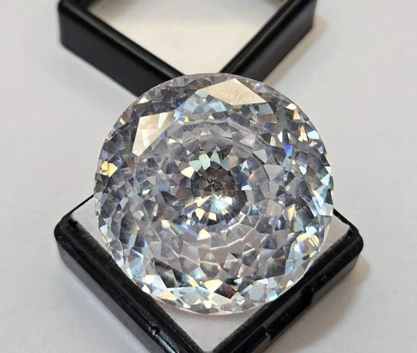 50 Ct White Zircon Natural Round Cut Certified Loose Fine Quality Gemstone