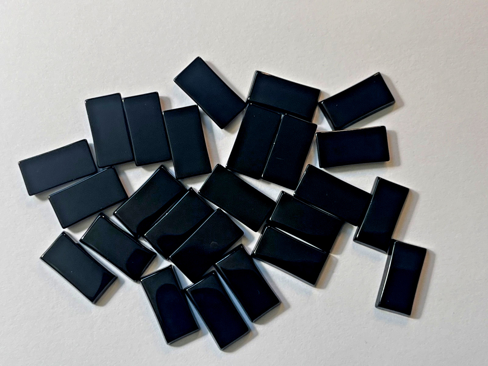 FOUR (4) PIECES BLACK ONYX 14X7 MM RECTANGLE FLAT AS PICTURED BELOW WHOLESALE!!!