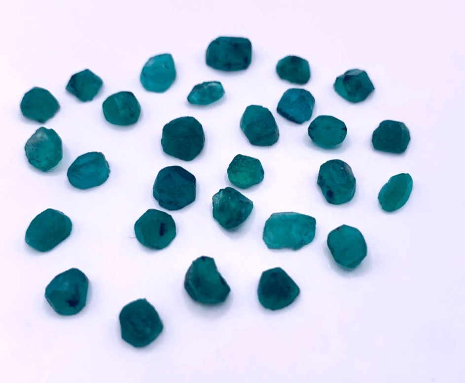 Emerald Preform Rough Lot 28 Pcs 17.15 Tcw Clarity I1 Natural Green Brazil N019