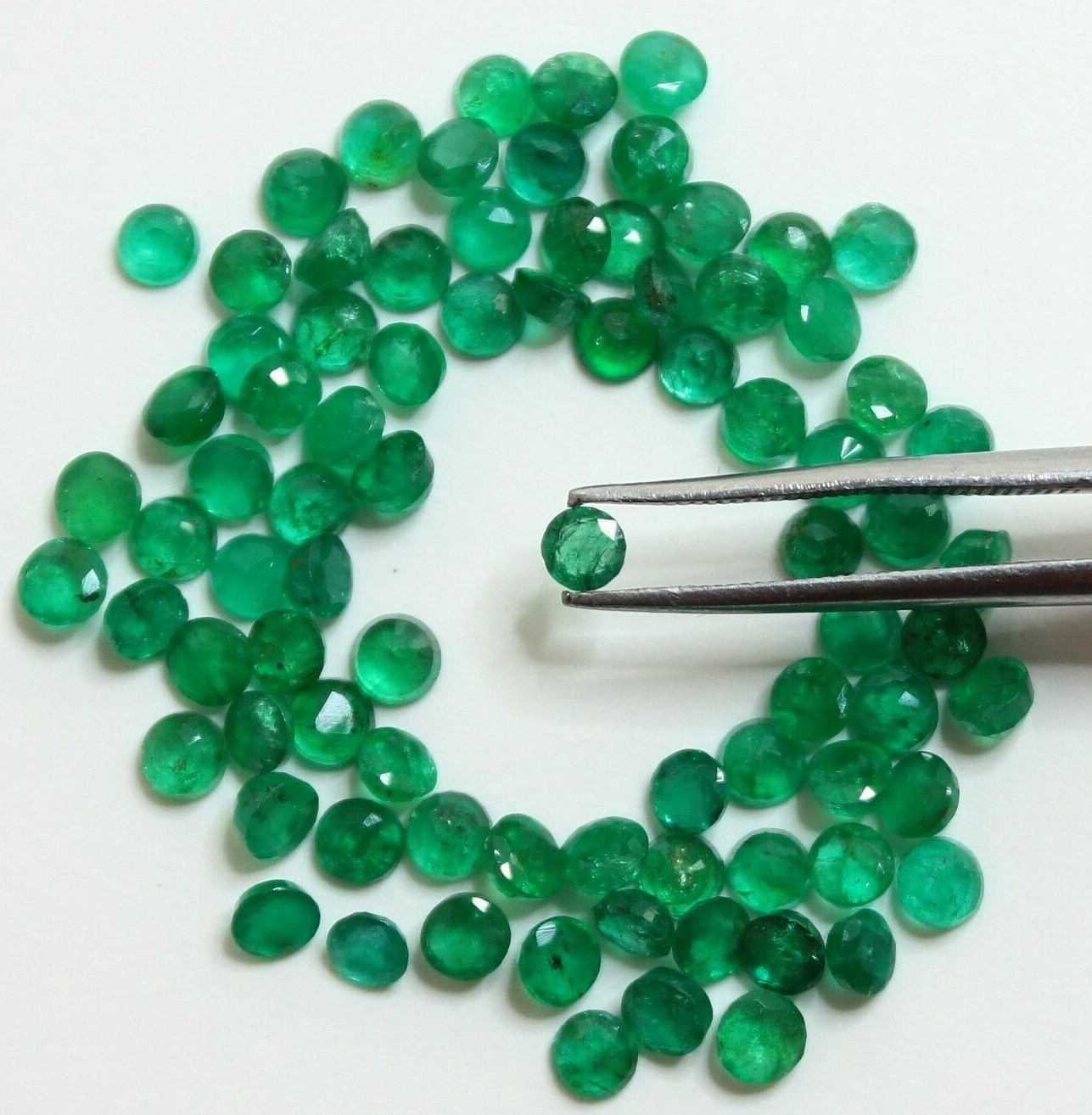 AAA Quality Natural Round Cut, Zambian Emerald, Green, 1.5 mm To 5.5mm, #968