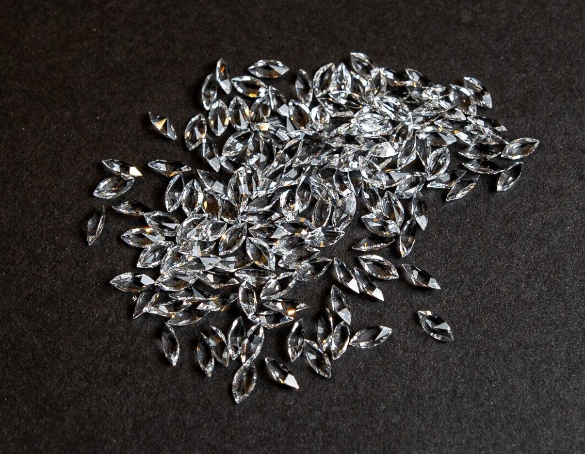 144 Vintage New PRECIOSA BRILLIANT Crystal Straus 8×4 mm MACHINE CUT NAVETTES