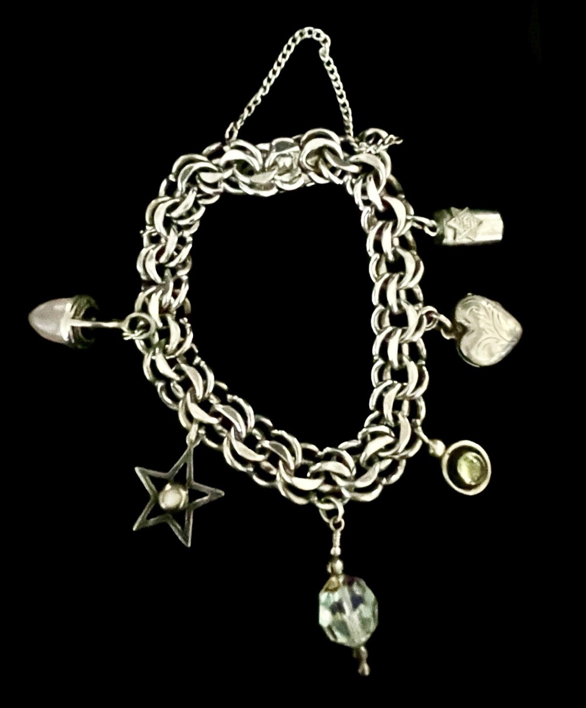 VINTAGE WINARD STERLING SILVER CHARM BRACELET WITH 6 CHARMS ~ 36.6 G