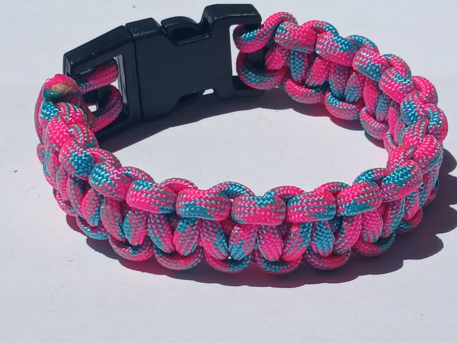 Nice Parachute Bracelet Pink