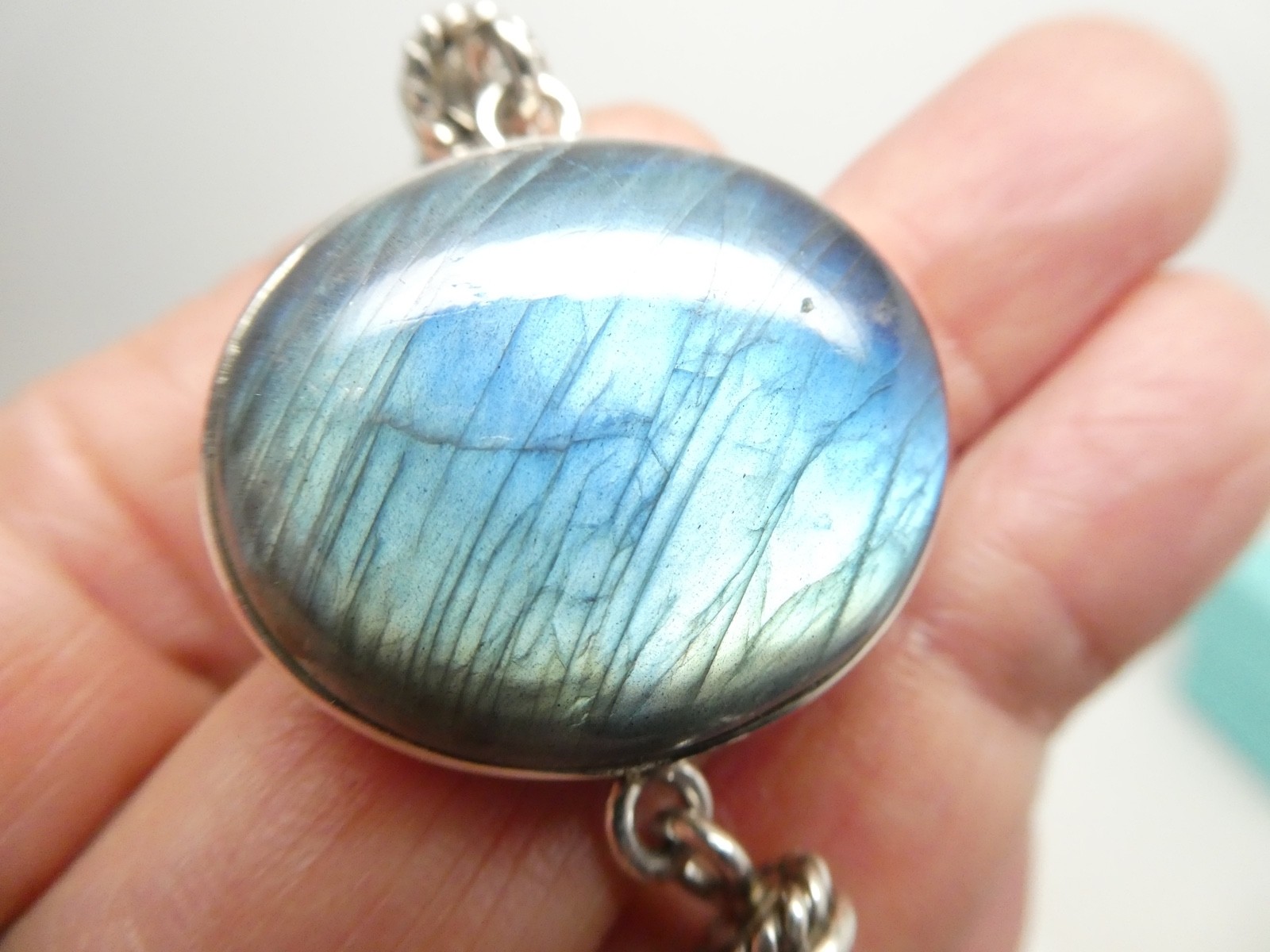 Modernist Labradorite Gemstone Sterling 925 Bracelet Size 7″ to 9″ Adjustable