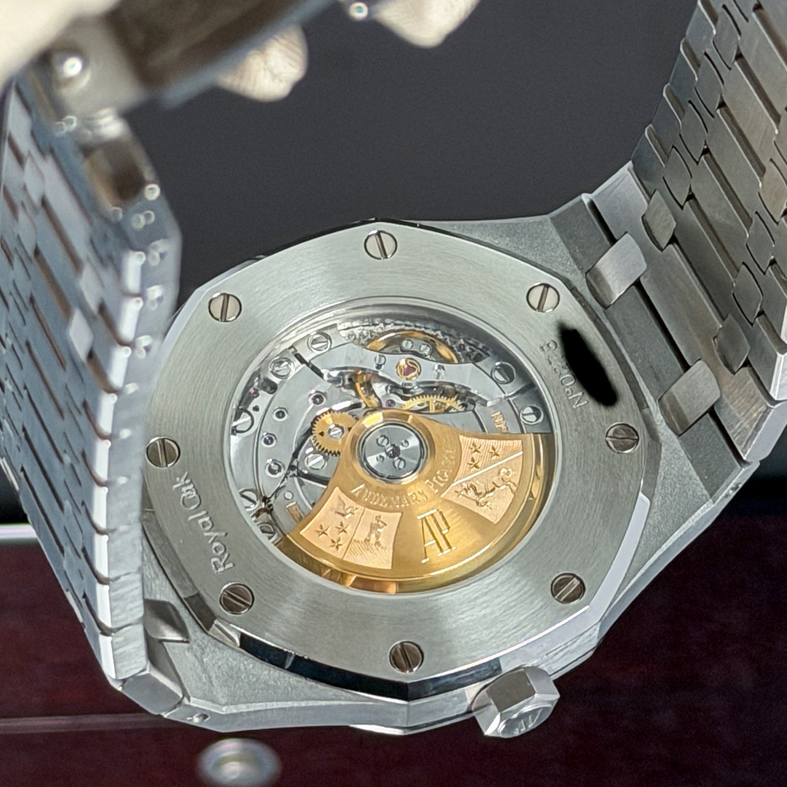 Audemars Piguet Royal Oak Men’s Black Watch – 15400ST Full Set All Links