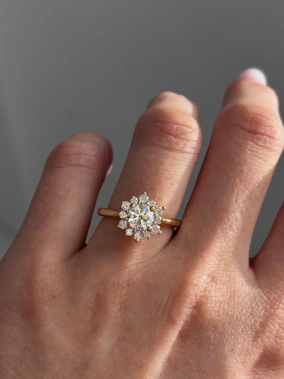 14k Yellow Gold Round Cut Lab Grown Diamond wedding Wear Jewelry Cluster Ring