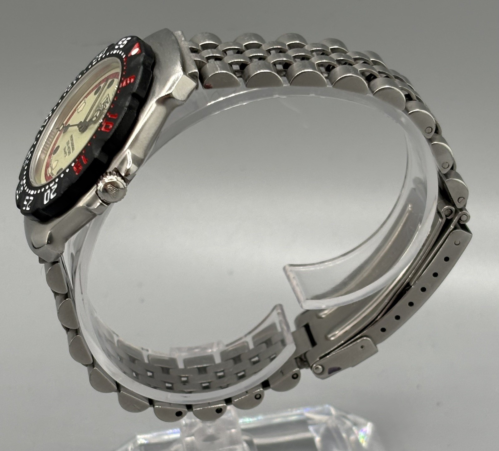Tag Heuer Formula 1 – Ref: WA1211 – Full Lume Dial – 35mm Case – Steel Bracelet