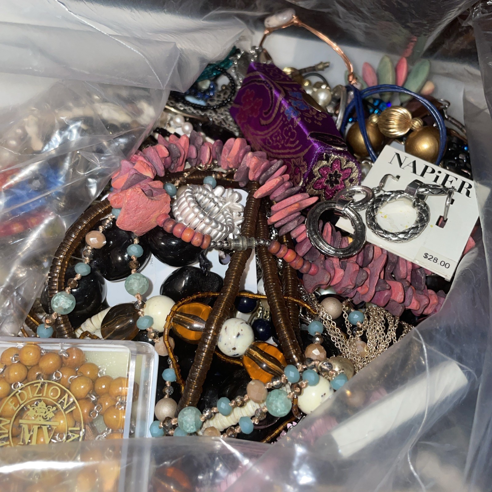 Mystery Lot 1 lbs Costume Jewelry Most Wearable LB Pounds rings necklace etc