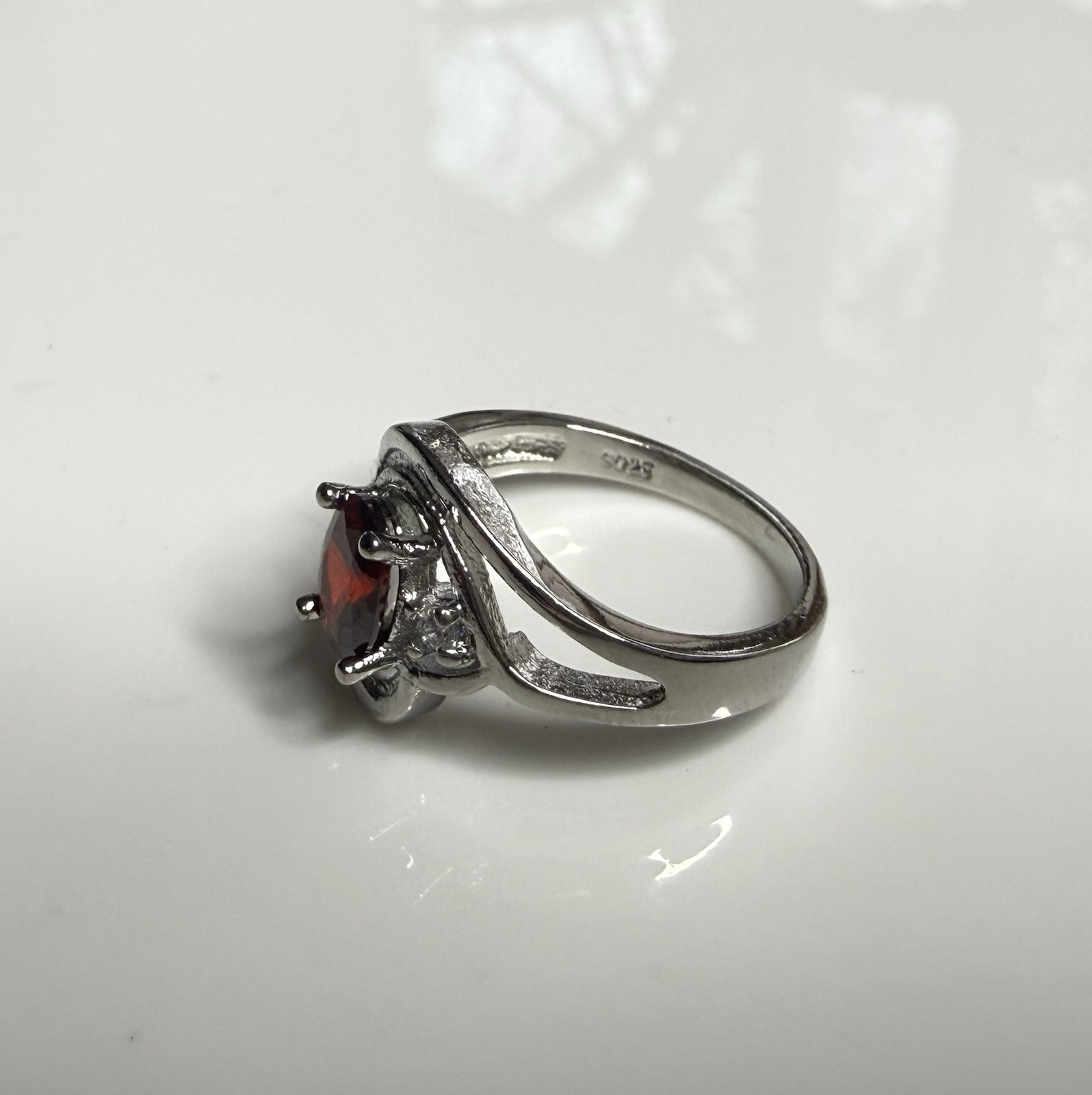 925 Silver Plated Ring Size 6 Simulated Ruby & Diamond Cocktail Costume