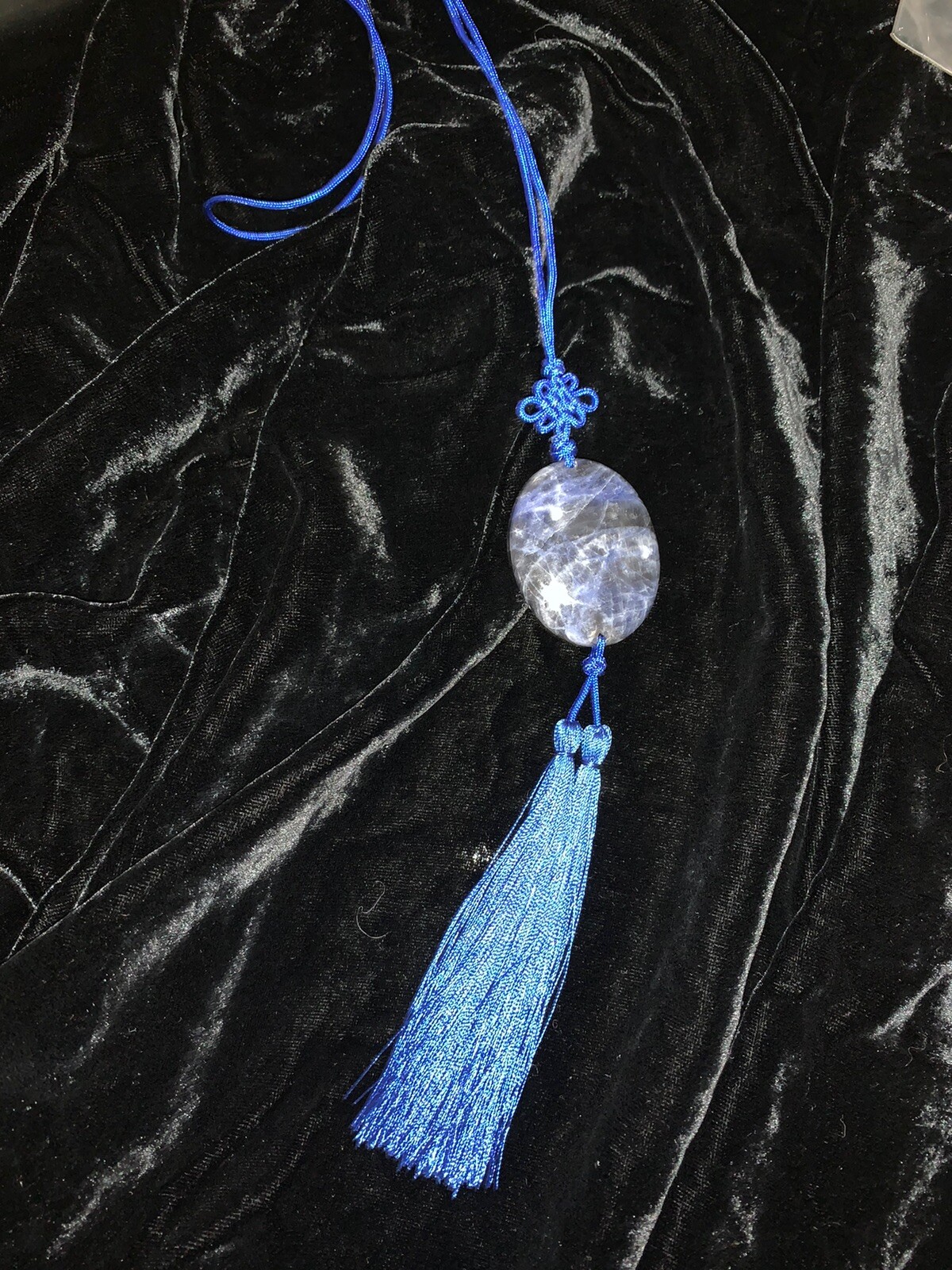 21″ VINTAGE CHINESE EXPORT BLUE SODALITE GEMSTONE TASSEL PENDANT NECKLACE