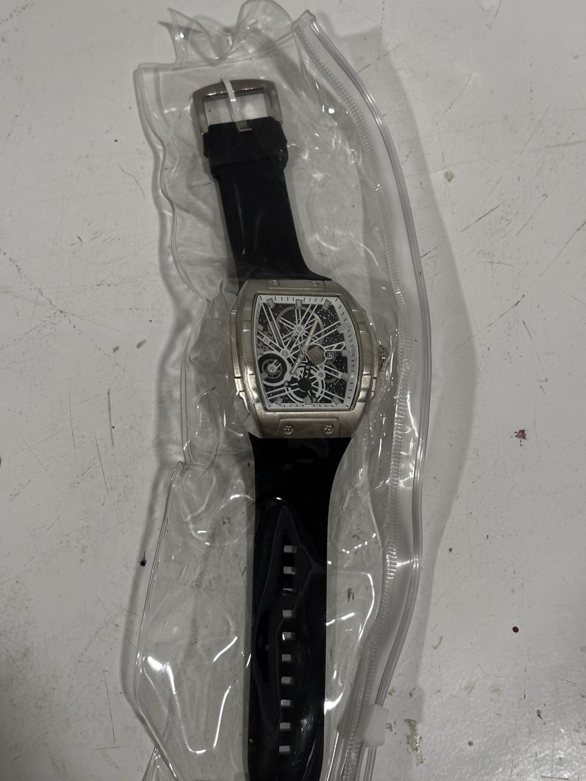 Skeleton Dial Tonneau Quartz Wristwatch Silver/Black Dial Black Rubber Strap