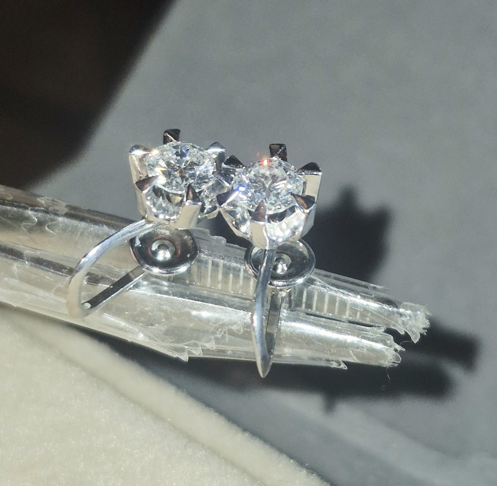 SUPER SPARKLY PLATINUM .68ct NATURAL EARTH MINED COLORLESS DIAMOND STUD EARRINGS