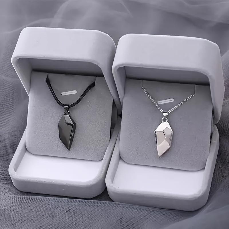 Couple Pendant Necklace Magnetic Heart Electrocardiogram Splicing Valentine Gift