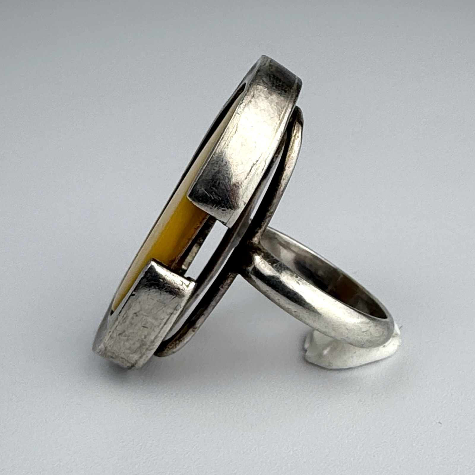 Vintage 12.8g Sterling Silver 925 Modernist Butterscotch Amber Large Ring Size 7