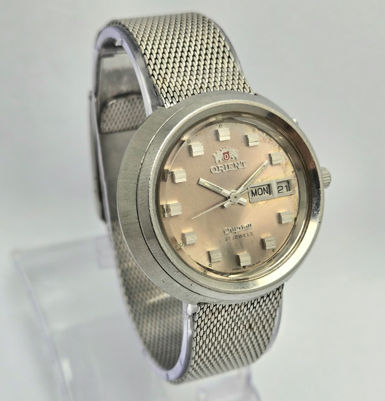 ORIENT CRYSTAL 429-61760 AUTOMATIC 27 JEWELS UFO DAY/DATE VINTAGE MEN’S WATCH