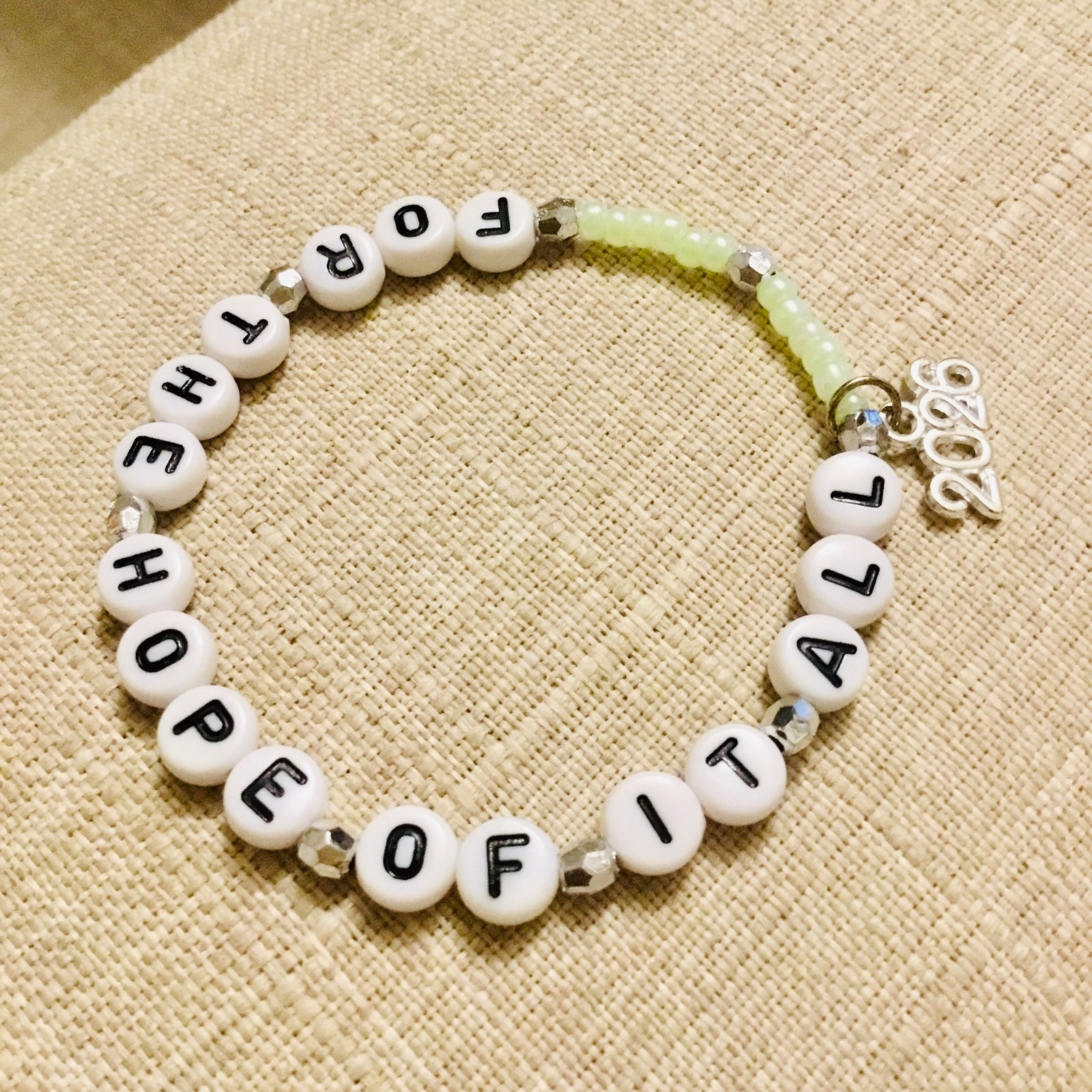 2026 Graduation Friendship Charm Bracelet – For The Hope Of It All (August)