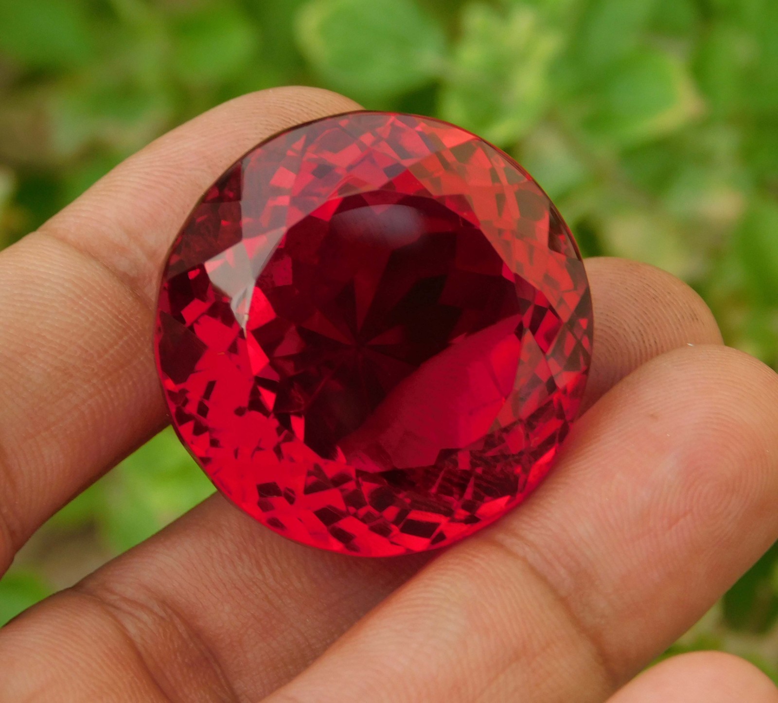 86.40cts. Natural Round Cut Translucent Madagascar Red Ruby Loose Gemstone