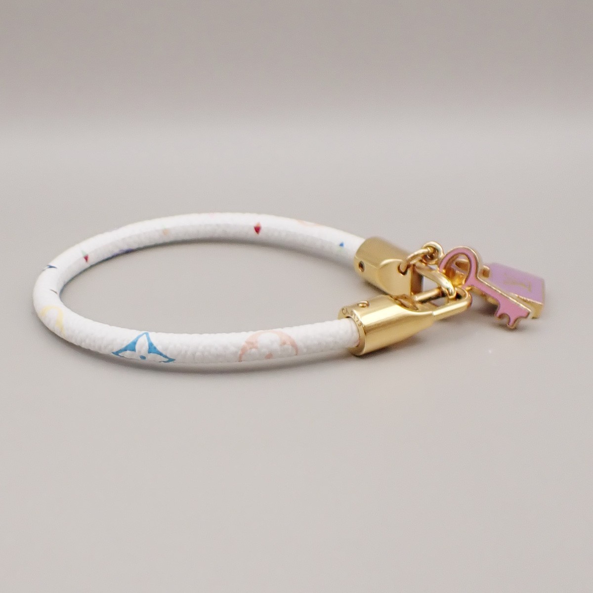 LOUIS VUITTON Luck It Bracelet Bracelet Monogram Multicolore WE M6604F 34KD205