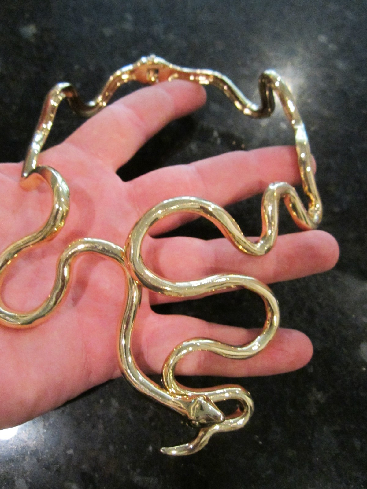 SNAKE COBRA NECKLACE GOLD TONE HEAVY STATEMENT PIECE 8″ X 5″ – 114g – GW-22B
