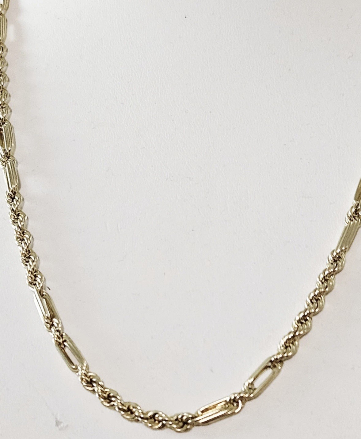 14k yellow gold Figarope Chain Link necklace With Tag. 9.5g Unworn Tested