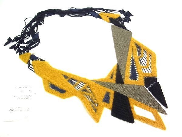 ISSEY MIYAKE Acrylic 60% X Mohair 40% Necklace Yellow x Navy AP6705