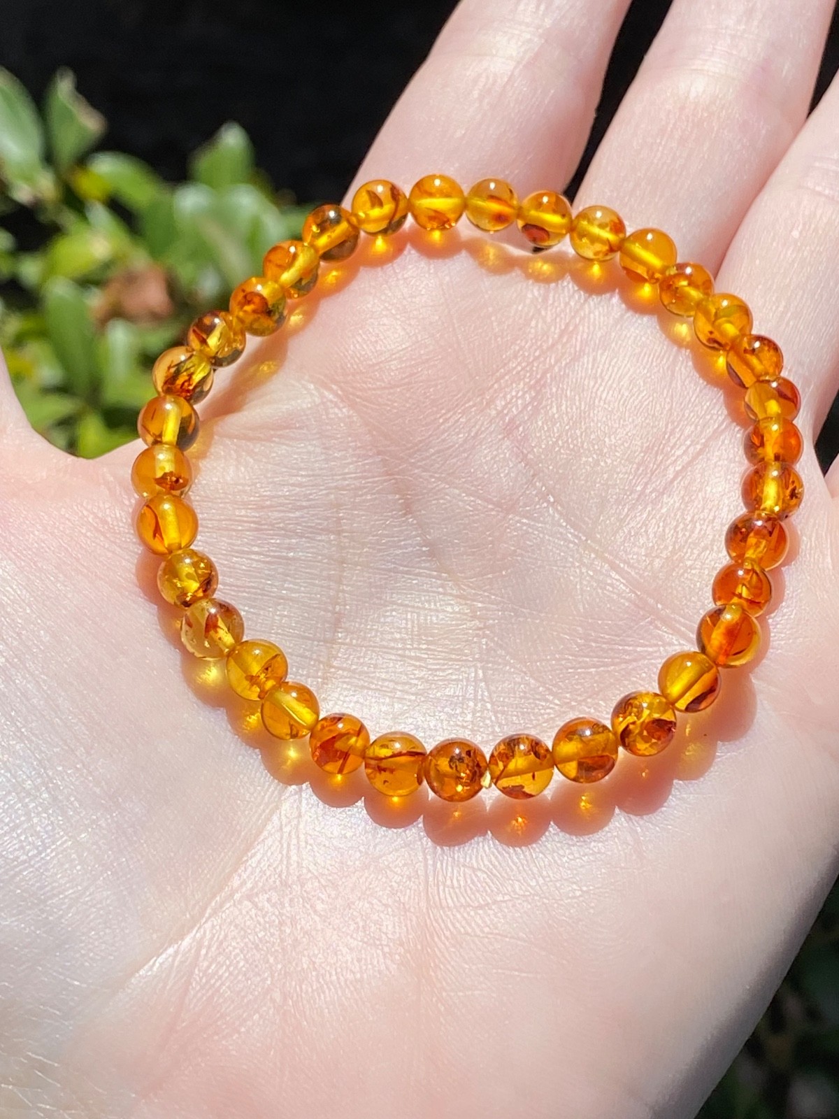 Flower Amber Stretch Bracelet – Approx. 5.8mm Beads – Fits Approximately 7 Inch