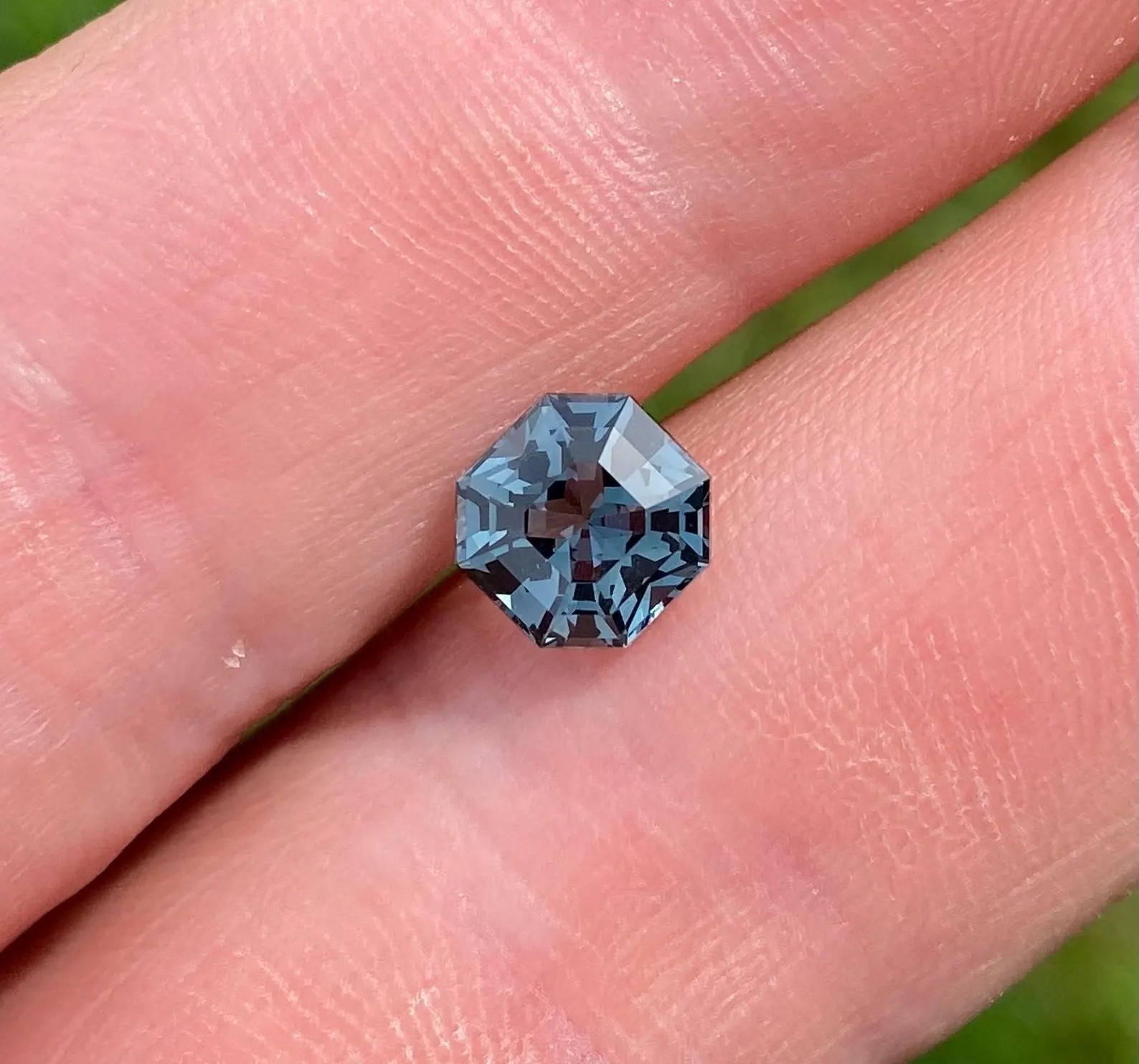 Natural Grey-blue Spinel loose gemstone 2.09 ct. High quality, Octagon, Tanzania