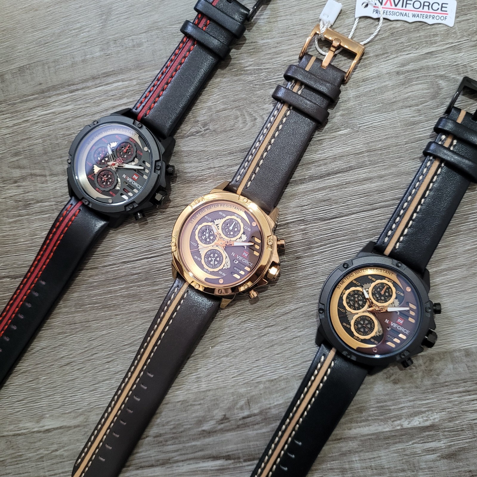 Naviforce Stylish Chronograph Watch in Leather for Men