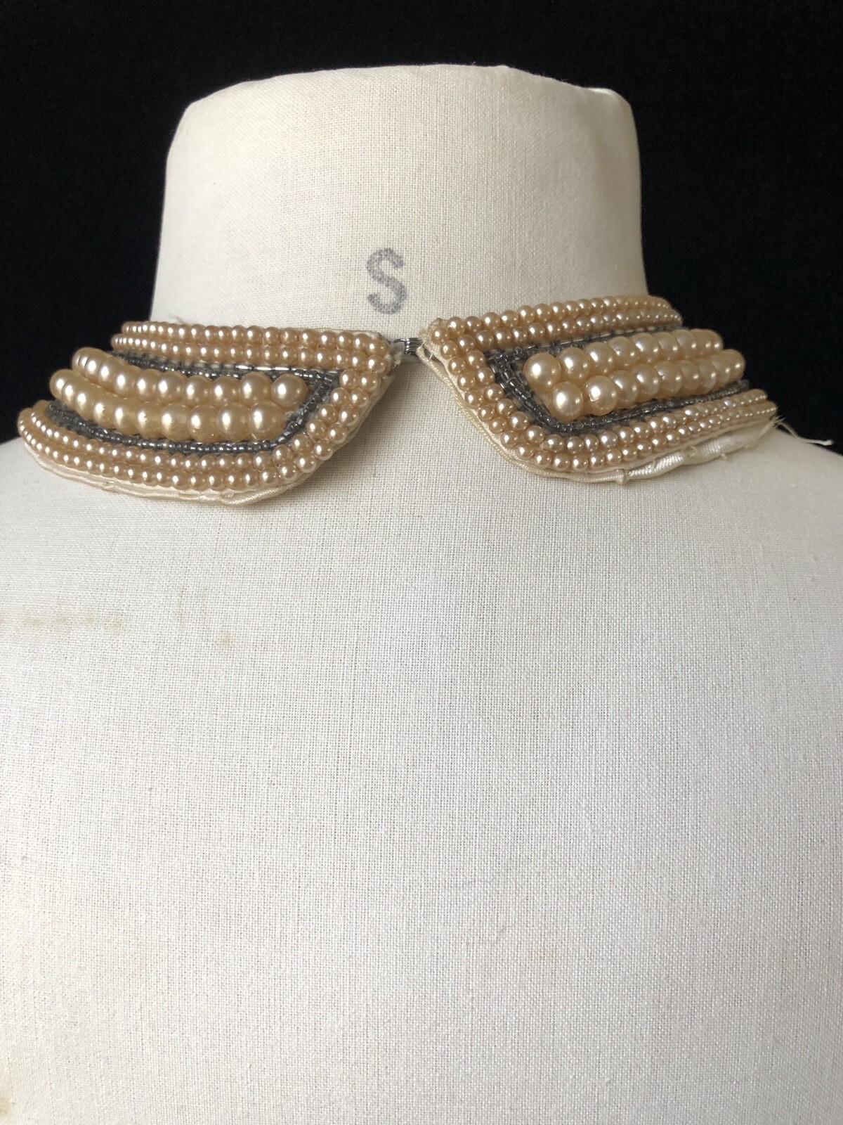 VTG Faux Pearl Beaded Necklace /Collars (4) Japan 1 Bar & Beards Top Hit Fashion