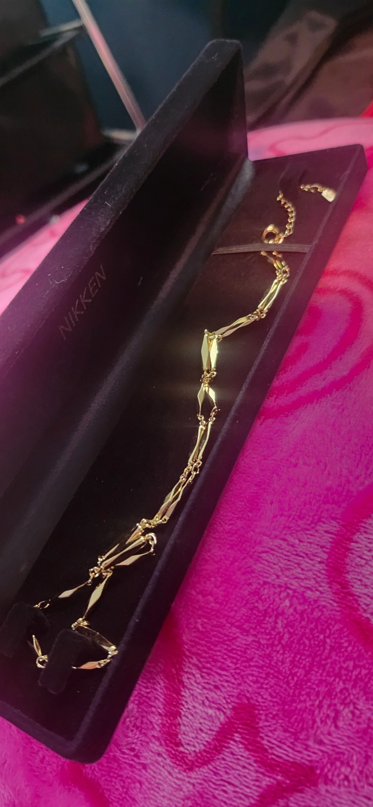 BRAND NEW Nikken Magnetic Gold Necklace w/Box