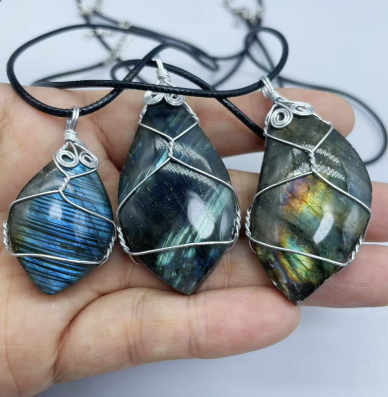 10PCS Labradorite Pendant Necklaces with Leather Cord Natural Stone Wholesale US